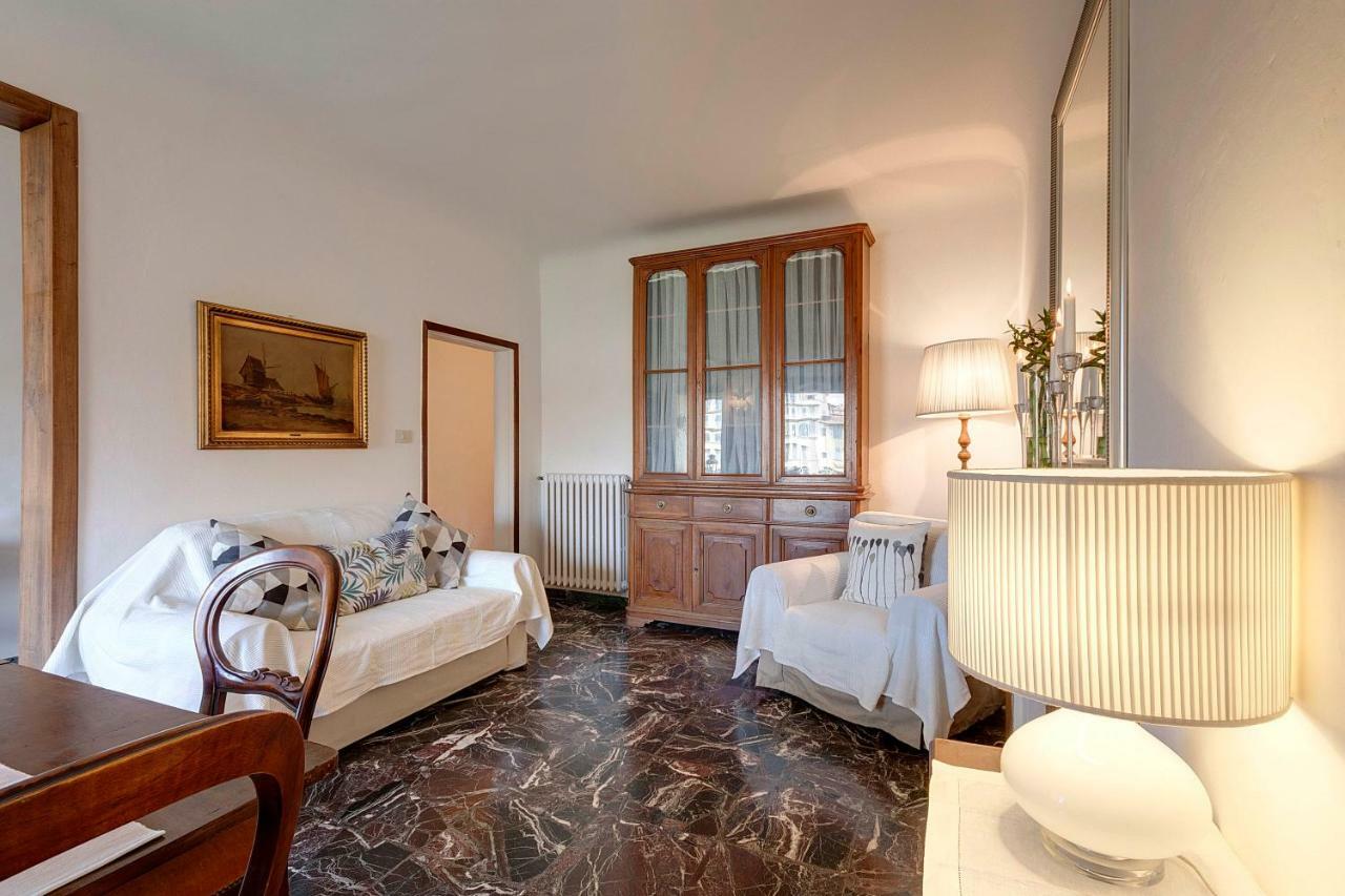 Historical Apartment Spectacular Arno View With Balcony From 12 Th Century. Florencia Exterior foto